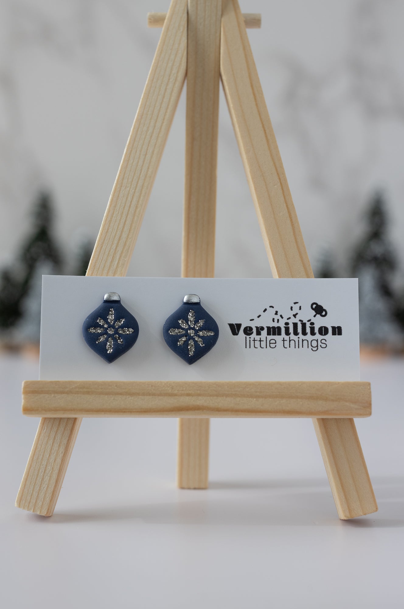 Ornament Studs